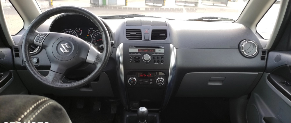 Suzuki SX4 cena 27000 przebieg: 184000, rok produkcji 2010 z Września małe 121
